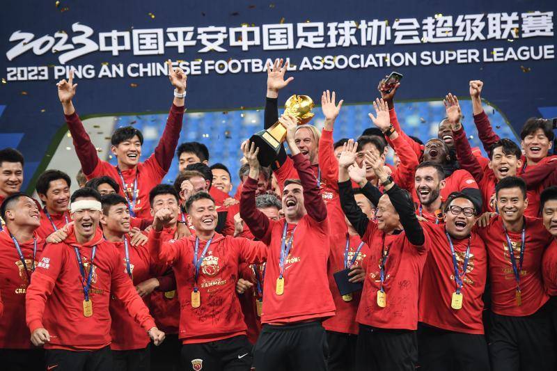 包含海港官宣！武磊西人队友加盟，6外援齐聚，力争亚冠席位的词条
